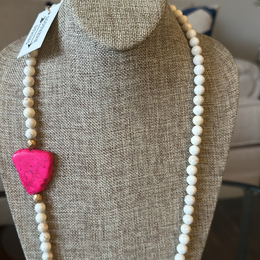 Stone Statement Necklace - Picture 2 of 5